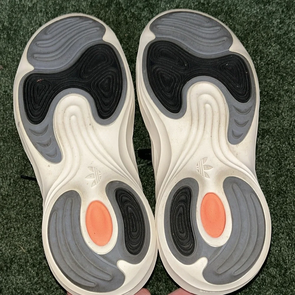 adidas adiFOM Q sneaker